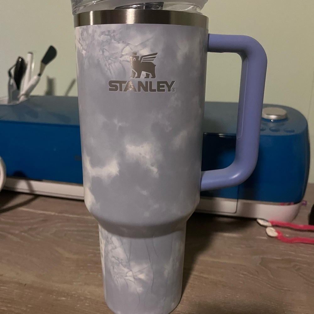 Stanley Blue and Gray Dining Mug with Handle